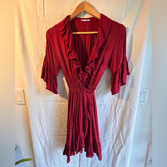 Red wrap dress with ruffles - Picture 3 of 7